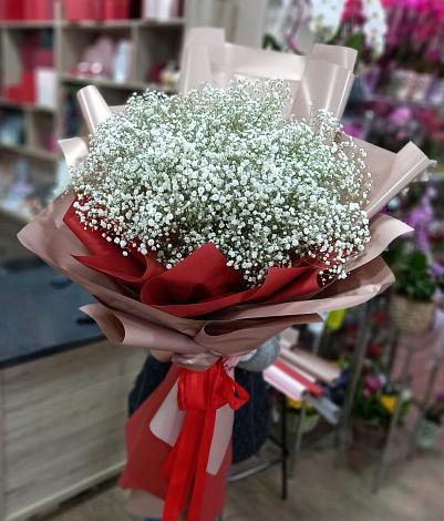 Букет цветов из: Гипсофила в Новичихе