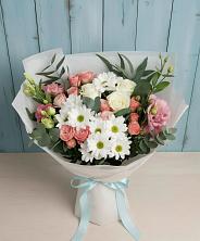 Букет цветов из:  Розы, Лизиантусы и Хризантемы в Новичихе