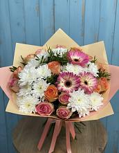 Букет цветов из:  Розы, Герберы и Хризантемы в Новичихе