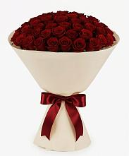 Букет 101 Бордовая роза Блэк Бакарра в Новичихе