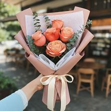 Букет цветов из:  Розы в Новичихе