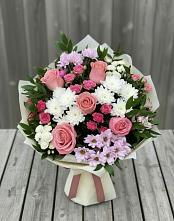 Букет цветов из:  Альстромерии, Гвоздики, Розы и Хризантемы #REPLACE_PRED# Новичихе