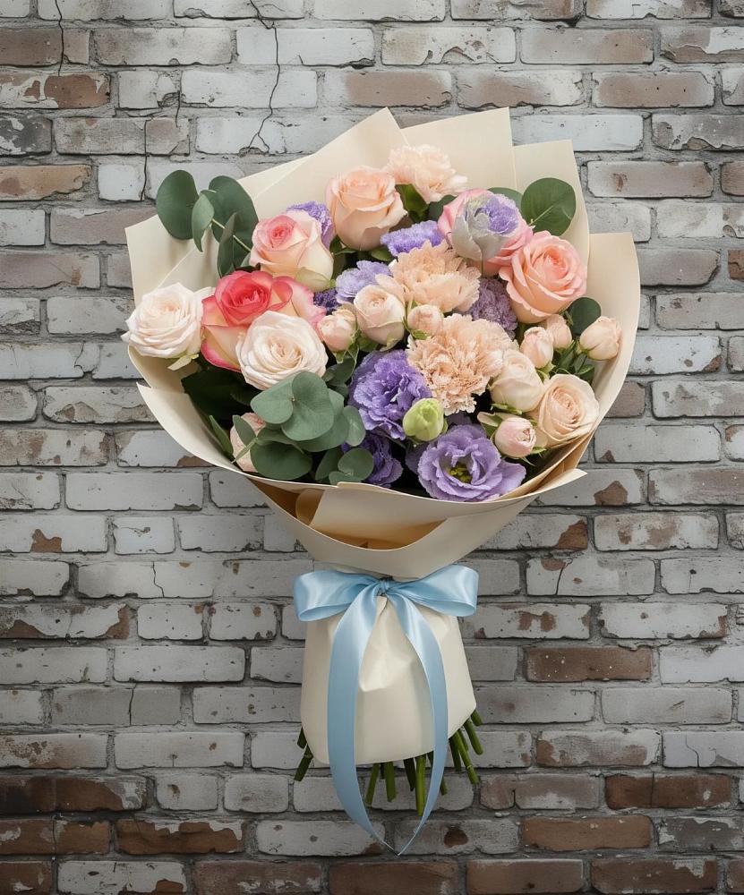 Букет цветов из: Розы, Лизиантусы и Гвоздики в Новичихе