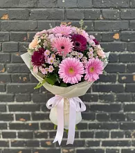Букет цветов из:  Герберы и Хризантемы в Новичихе