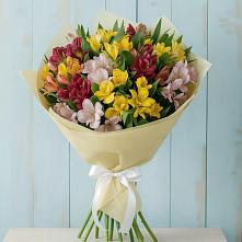Букет цветов из:  Альстромерии в Новичихе