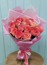 Букет 15 Розовых роз Равель в Новичихе