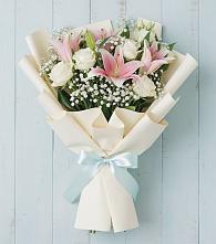Букет цветов из:  Лилии в Новичихе