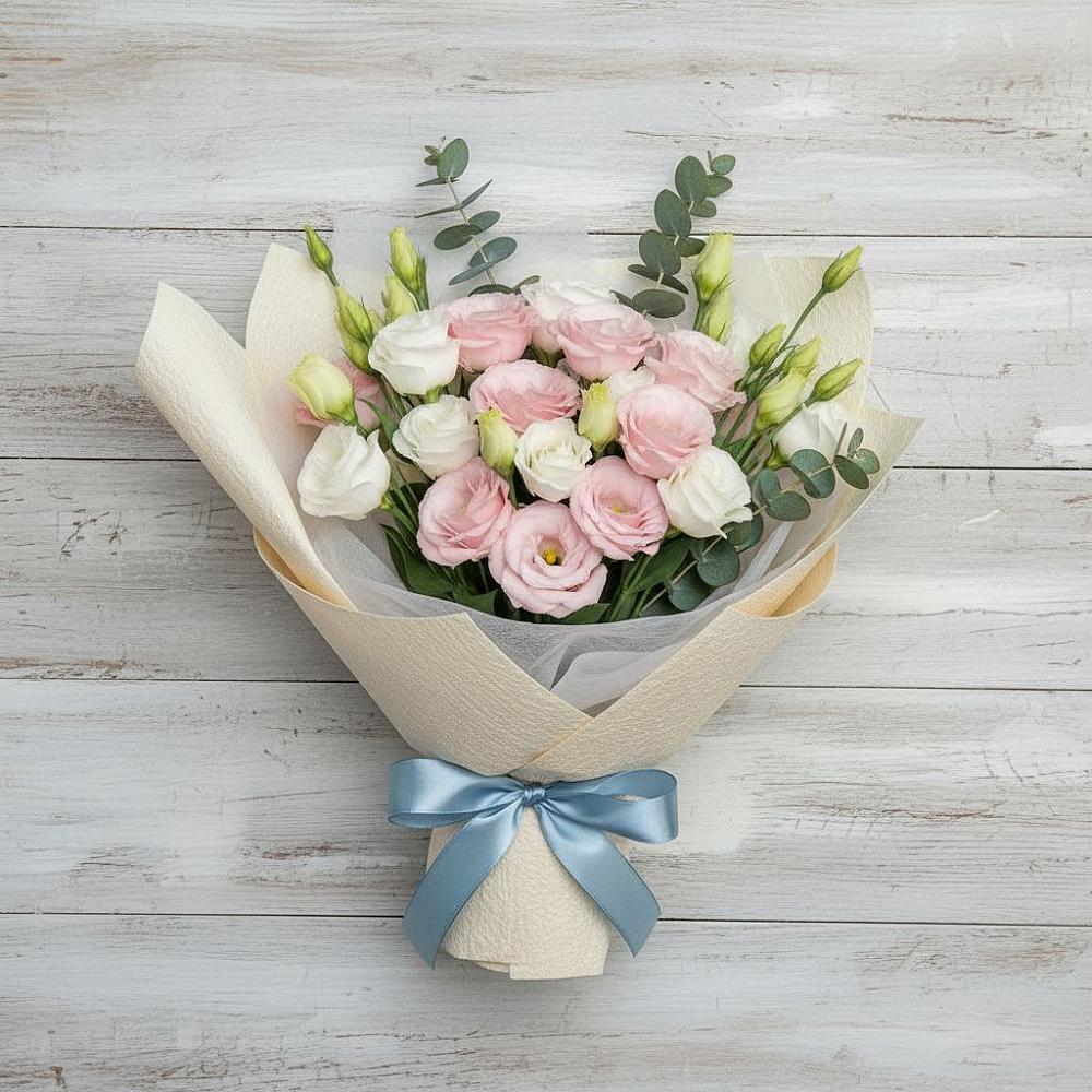 Букет цветов из: Лизиантусы в Новичихе